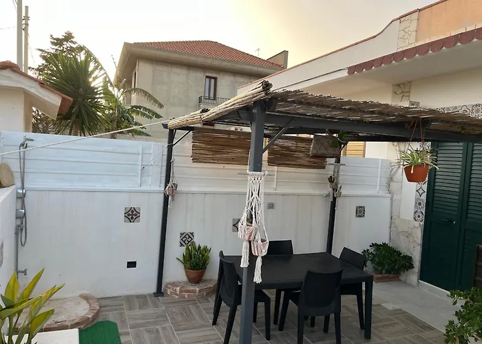 Holiday Rooms Ninfa